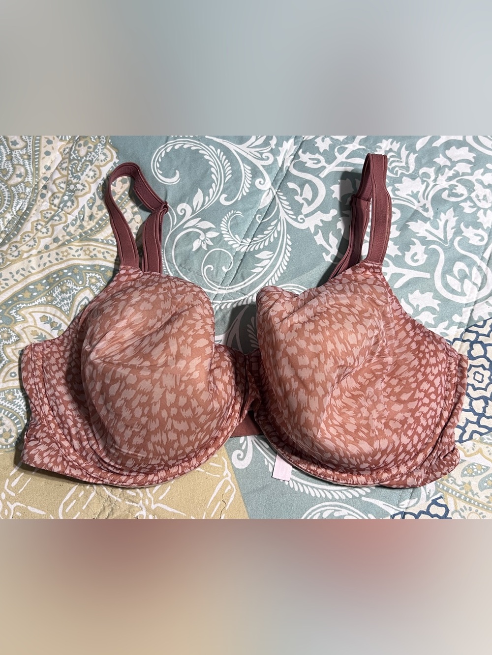 Victoria's Secret Dusty Rose Printed Lined Perfect Coverage Underwire Bra